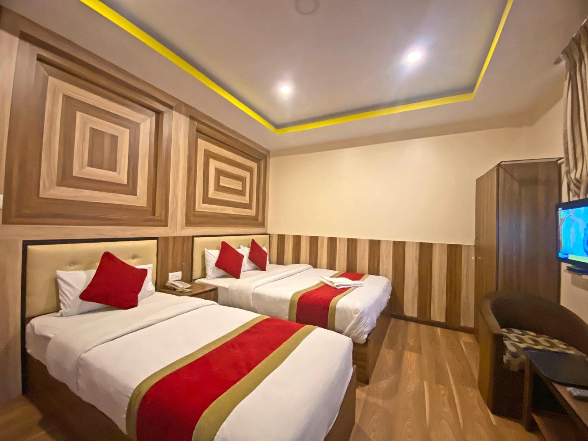 Hotel Airport Holiday Kathmandu Esterno foto